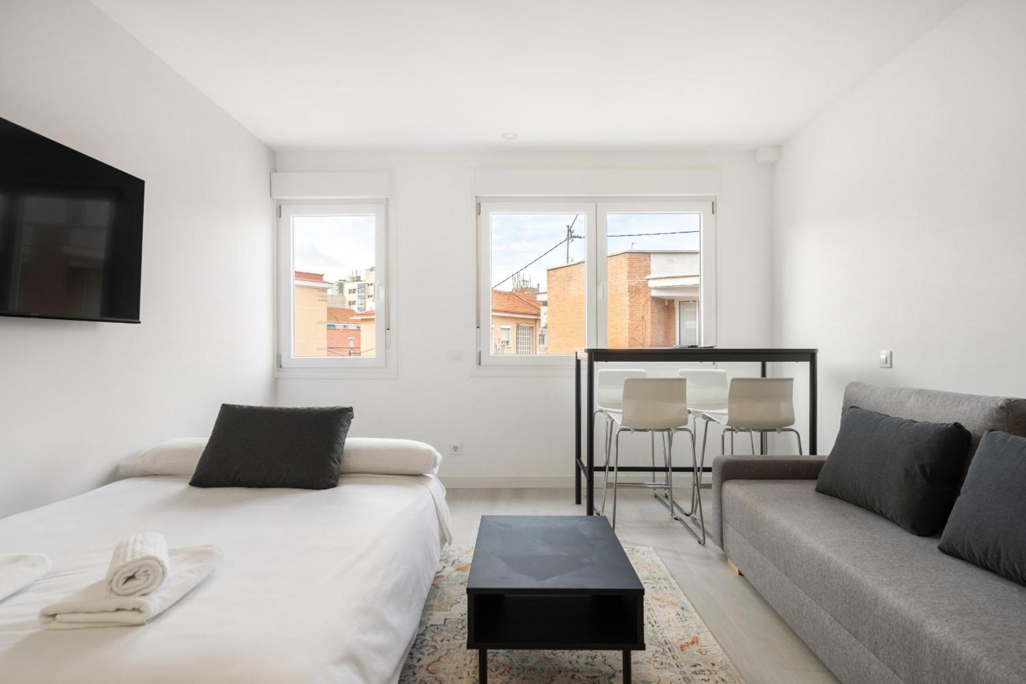Madrid Riverside Studios Con Parking Incluido Alquiler Temporal Dış mekan fotoğraf